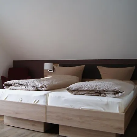 Gaestehaus Winzerhof Am Schlierbach Weiler (Heilbronn)