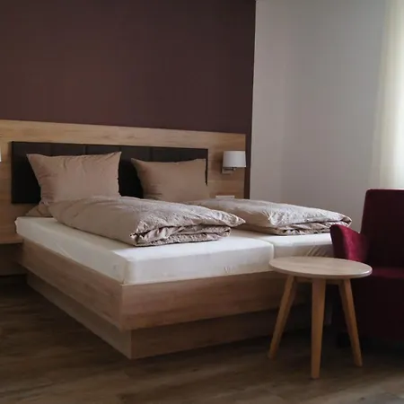 Gaestehaus Winzerhof Am Schlierbach * Weiler (Heilbronn)