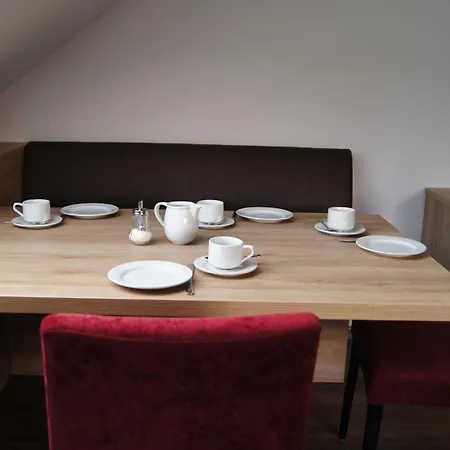 Gaestehaus Winzerhof Am Schlierbach דירה *