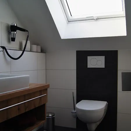 Gaestehaus Winzerhof Am Schlierbach Weiler (Heilbronn)