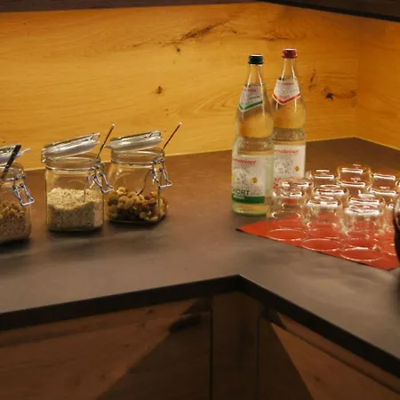 Gaestehaus Winzerhof Am Schlierbach דירה