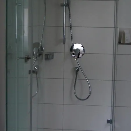 Gaestehaus Winzerhof Am Schlierbach דירה