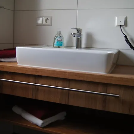 Gaestehaus Winzerhof Am Schlierbach Apartment Weiler (Heilbronn)