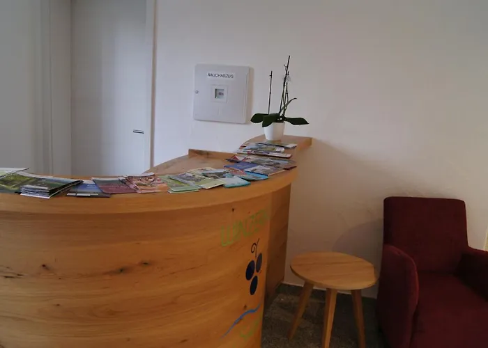 Gaestehaus Winzerhof Am Schlierbach Appartement *